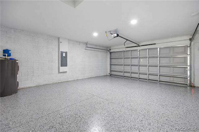 3086 W Hampshire Boulevard, Citrus Springs, FL 34433