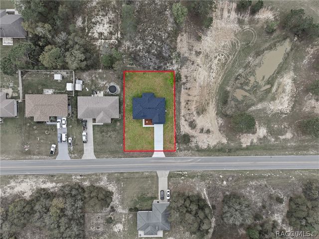 3086 W Hampshire Boulevard, Citrus Springs, FL 34433