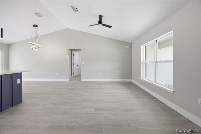 3086 W Hampshire Boulevard, Citrus Springs, FL 34433