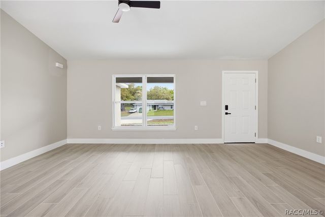 3086 W Hampshire Boulevard, Citrus Springs, FL 34433