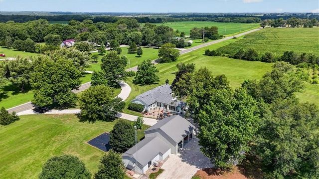 26025 Metcalf Road, Louisburg, KS 66053