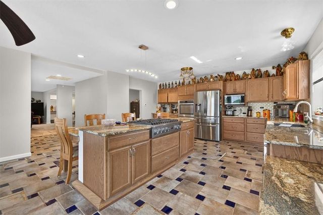 26025 Metcalf Road, Louisburg, KS 66053
