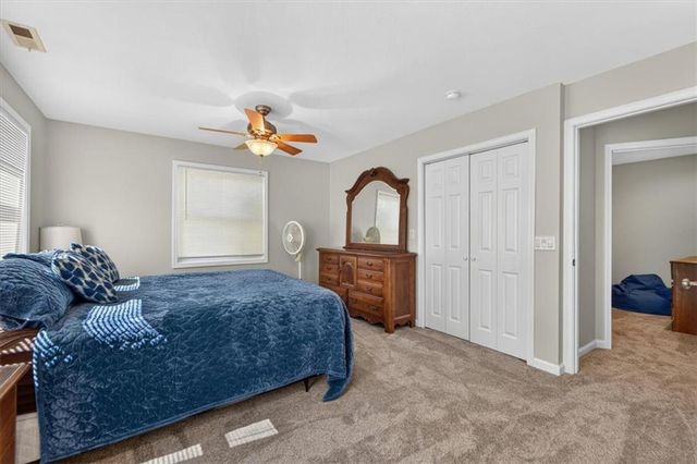 26025 Metcalf Road, Louisburg, KS 66053