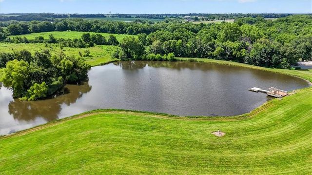26025 Metcalf Road, Louisburg, KS 66053