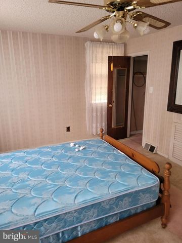 227 RIDGEFIELD RD, Philadelphia, PA 19154