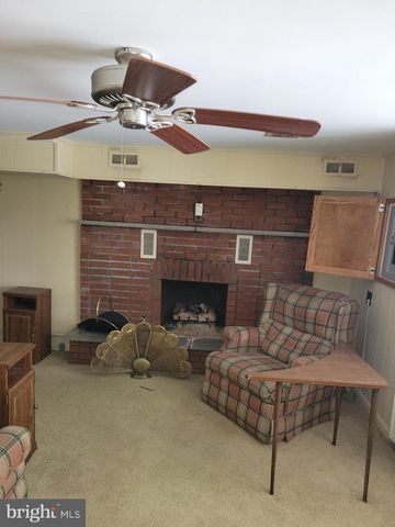 227 RIDGEFIELD RD, Philadelphia, PA 19154