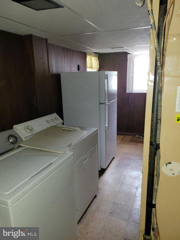 227 RIDGEFIELD RD, Philadelphia, PA 19154