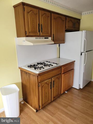 227 RIDGEFIELD RD, Philadelphia, PA 19154