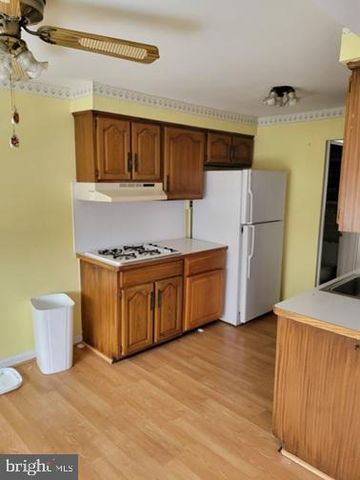 227 RIDGEFIELD RD, Philadelphia, PA 19154