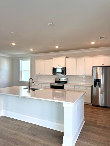 131 Lilac Grove Way, Summerville, SC 29486