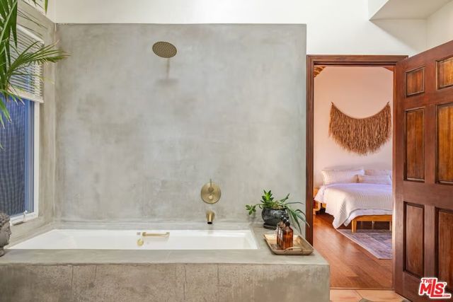 178 Muerdago Road, Topanga (los Angeles), CA 90290