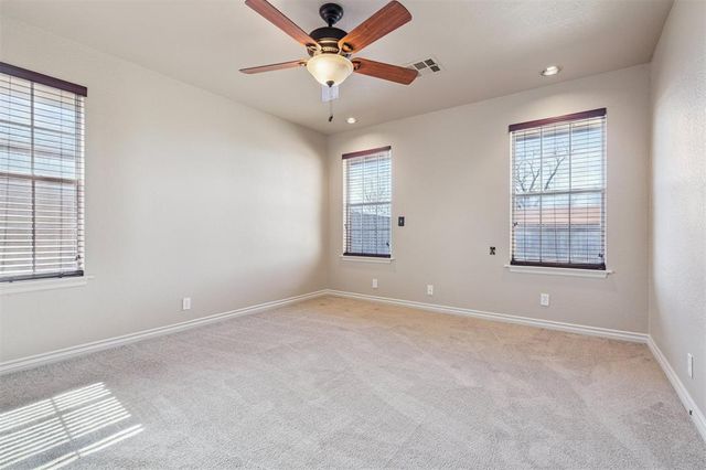 611 S Forest Drive, Mustang, OK 73064