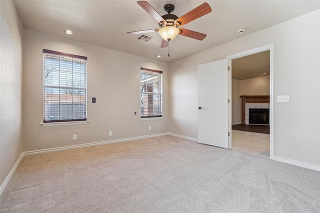 611 S Forest Drive, Mustang, OK 73064