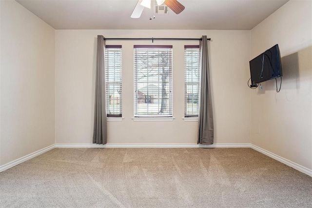 611 S Forest Drive, Mustang, OK 73064