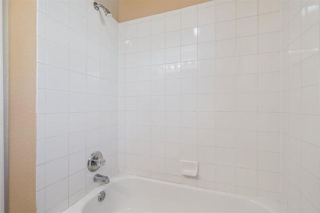 611 S Forest Drive, Mustang, OK 73064