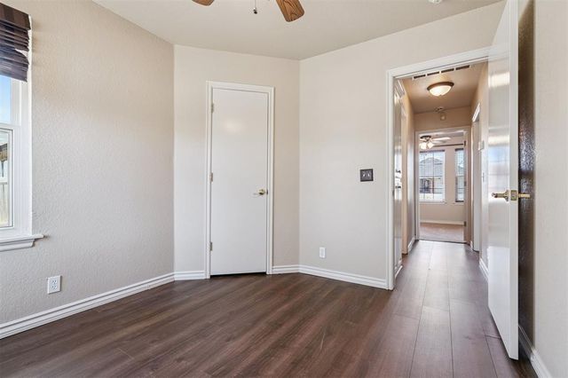 611 S Forest Drive, Mustang, OK 73064