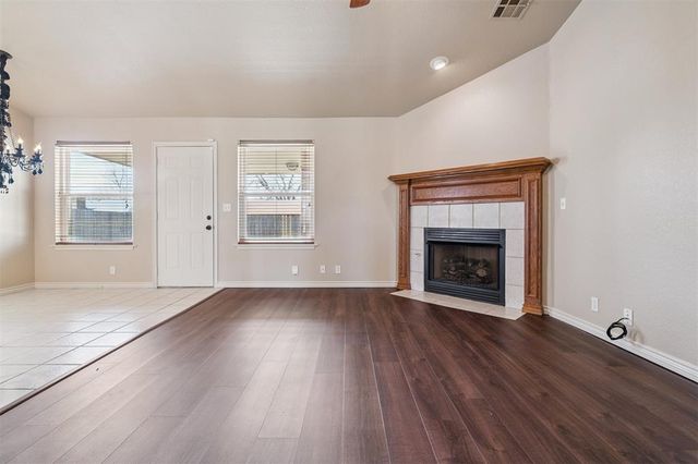 611 S Forest Drive, Mustang, OK 73064