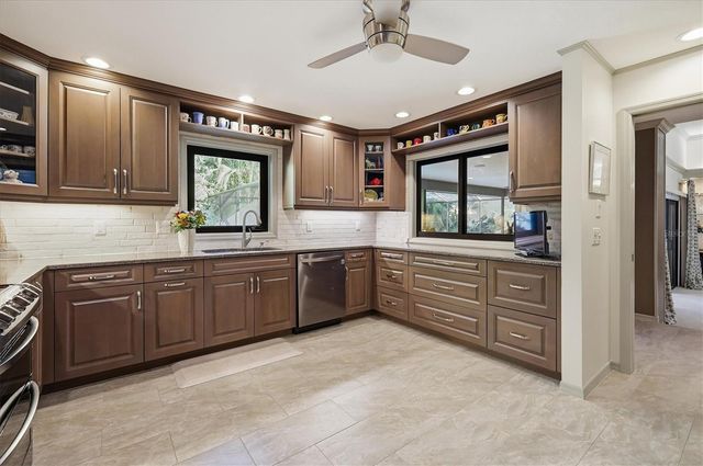 4761 PINE HARRIER DRIVE, Sarasota, FL 34231