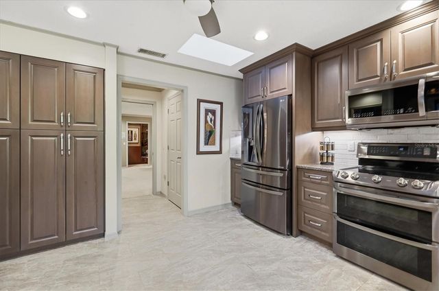 4761 PINE HARRIER DRIVE, Sarasota, FL 34231