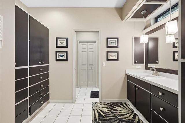 4761 PINE HARRIER DRIVE, Sarasota, FL 34231