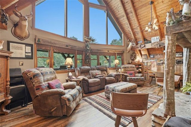 472 Glenridge Drive, Cleveland, GA 30528