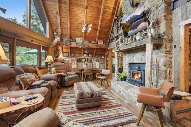 472 Glenridge Drive, Cleveland, GA 30528
