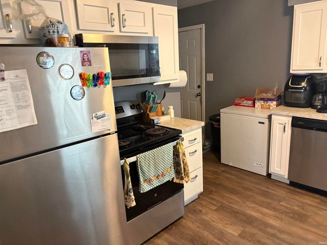 2559 Longworth Court, Evansville, IN 47711