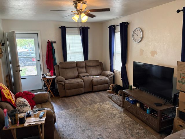 2559 Longworth Court, Evansville, IN 47711