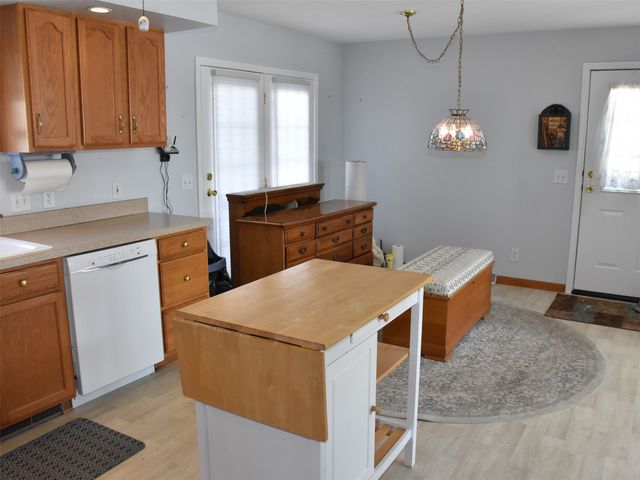 906 ERIE Street, Saegertown, PA 16433