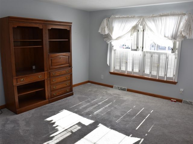 906 ERIE Street, Saegertown, PA 16433