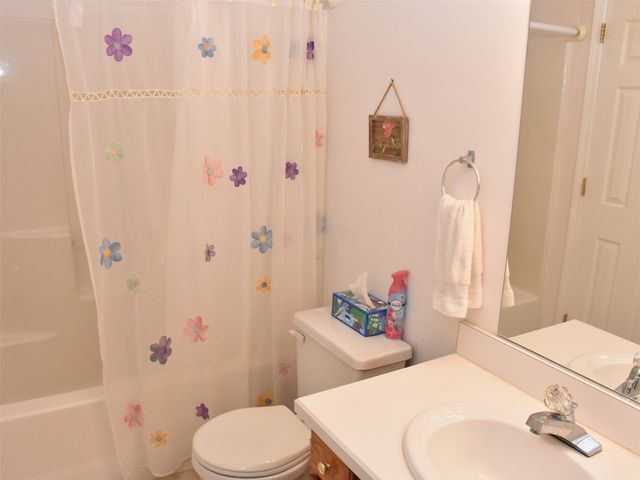 906 ERIE Street, Saegertown, PA 16433