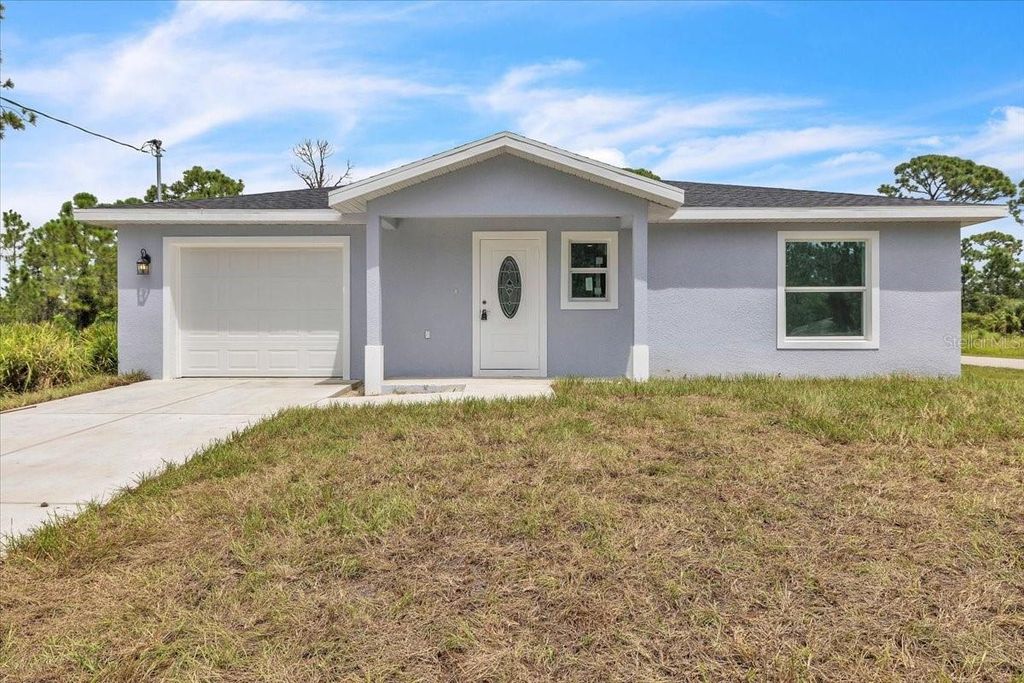 Image 2 of property listing at 13171 CAROUSEL DRIVE, Punta Gorda, FL 33955