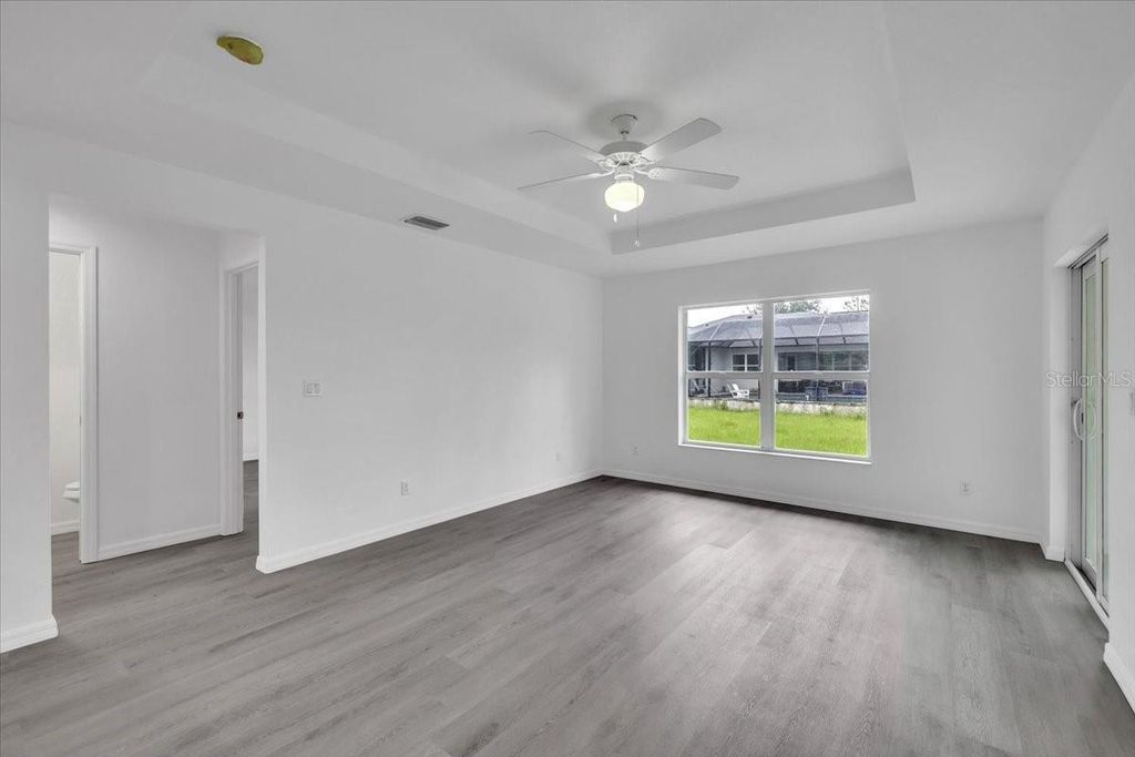 Image 7 of property listing at 13171 CAROUSEL DRIVE, Punta Gorda, FL 33955