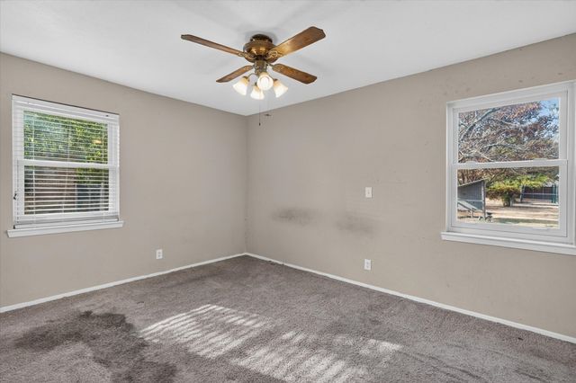 821 Circle Drive, Terrell, TX 75160