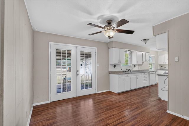 821 Circle Drive, Terrell, TX 75160