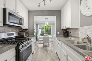 12328 Runnymede Street 4, North Hollywood, CA 91605