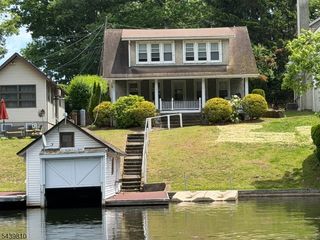 66 W River Styx Rd, Hopatcong Boro, NJ 07843