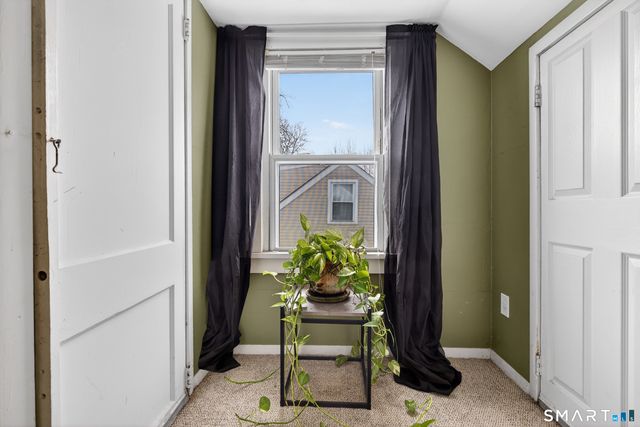 107 Glen View Terrace, New Haven, CT 06515