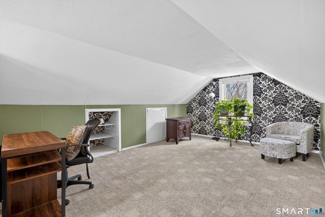 107 Glen View Terrace, New Haven, CT 06515