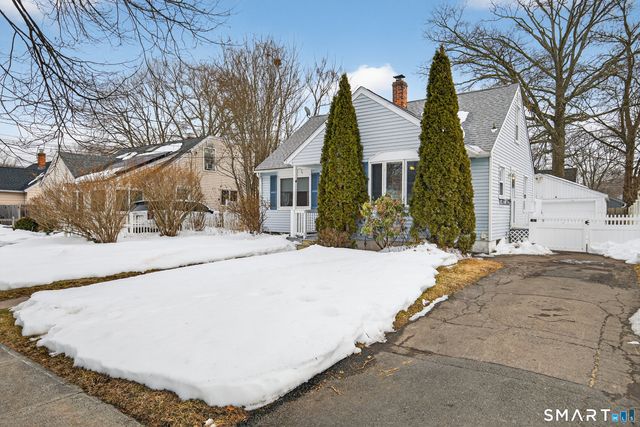 107 Glen View Terrace, New Haven, CT 06515