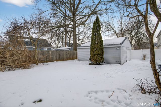 107 Glen View Terrace, New Haven, CT 06515