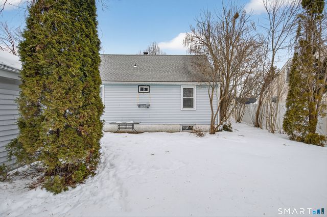 107 Glen View Terrace, New Haven, CT 06515