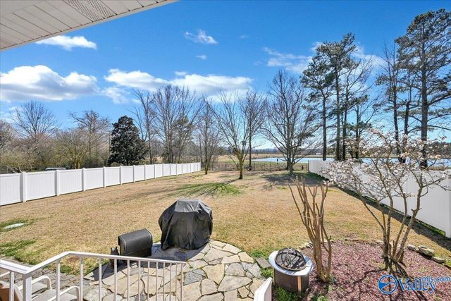 74 Saint Michael Way NE, Hanceville, AL 35077