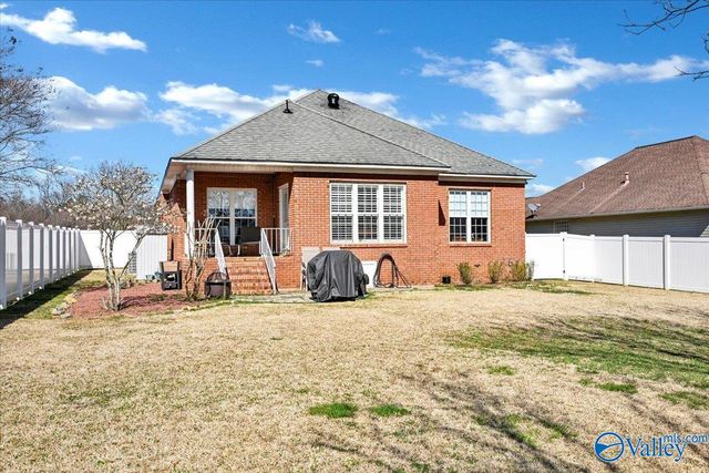 74 Saint Michael Way NE, Hanceville, AL 35077