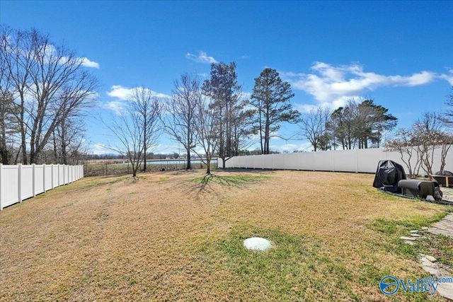 74 Saint Michael Way NE, Hanceville, AL 35077
