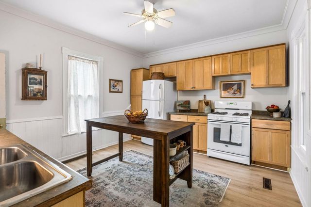 817 26th Avenue NE, Minneapolis, MN 55418