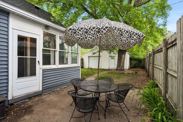 817 26th Avenue NE, Minneapolis, MN 55418