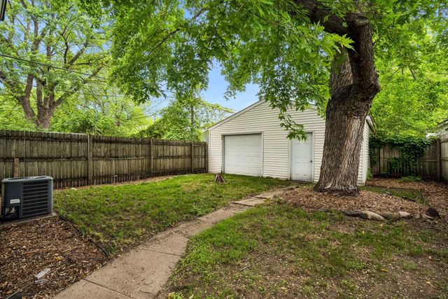 817 26th Avenue NE, Minneapolis, MN 55418
