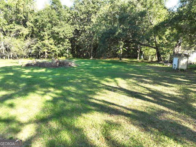 80 Mullis Lane, Kingsland, GA 31548