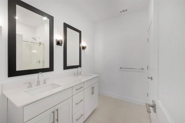 468 East Rose Marie Lane, Montgomery, TX 77356